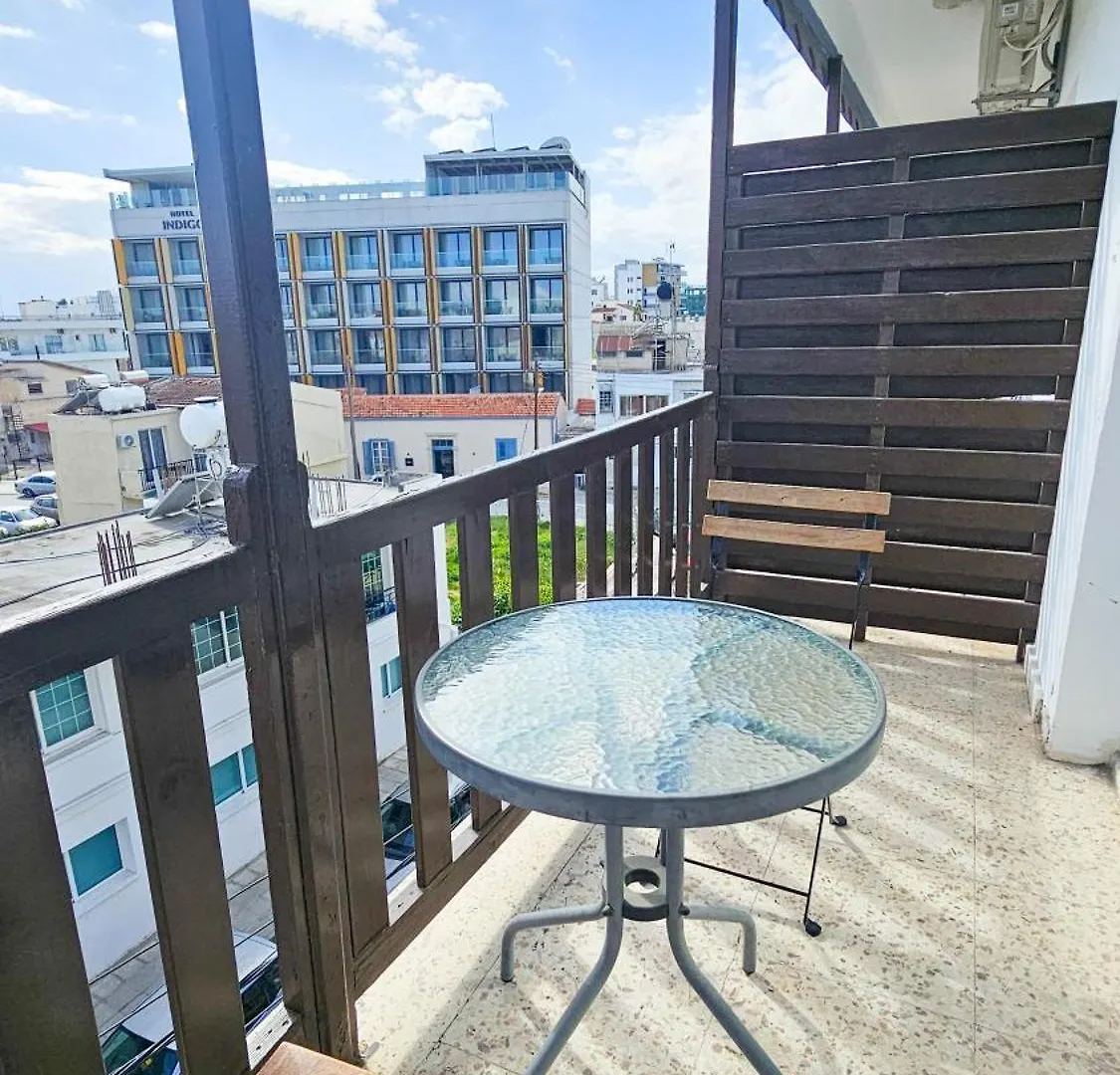 Downtown Rooms, 200M From Marina Beach Larnaca 0*,  Cipro